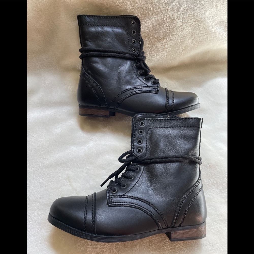 New Steve Madden Troopa Combat Boots- Girls